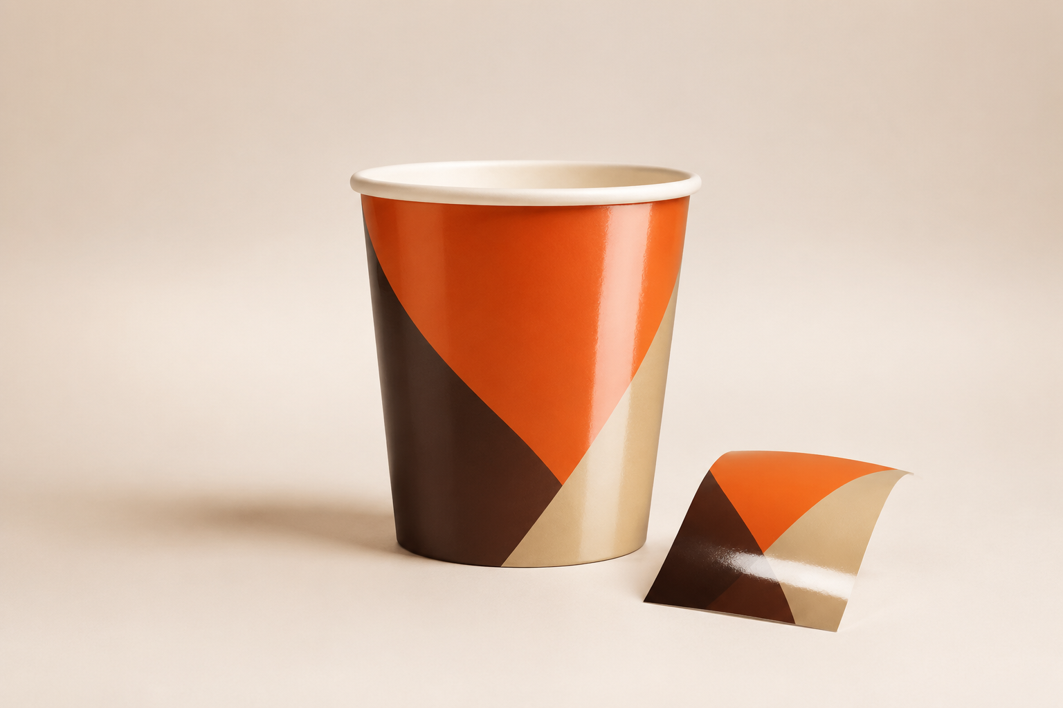 Printed paper cups with a glossy exterior varnish